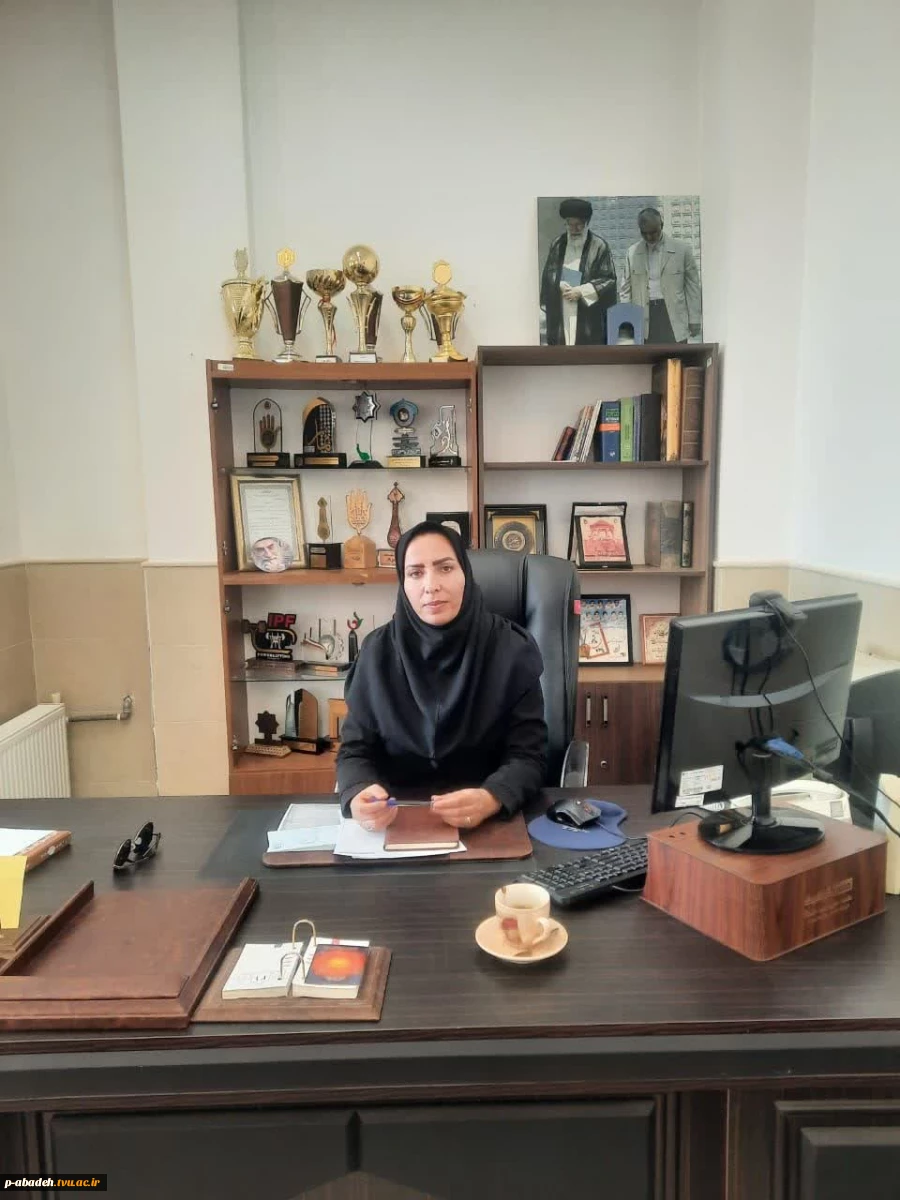 پیام تبریک ریاست آموزشکده پسران آباده -امام خمینی (ره) به مناسبت روز دانشجو 2